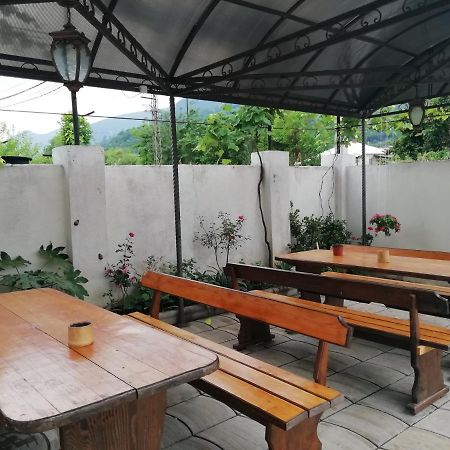 Mini-hotel Yanson 2 Gagra Buitenkant foto