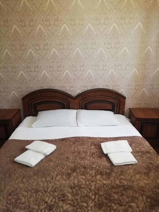 Mini-hotel Yanson 2 Gagra Buitenkant foto