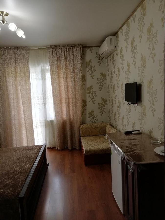 Mini-hotel Yanson 2 Gagra Buitenkant foto