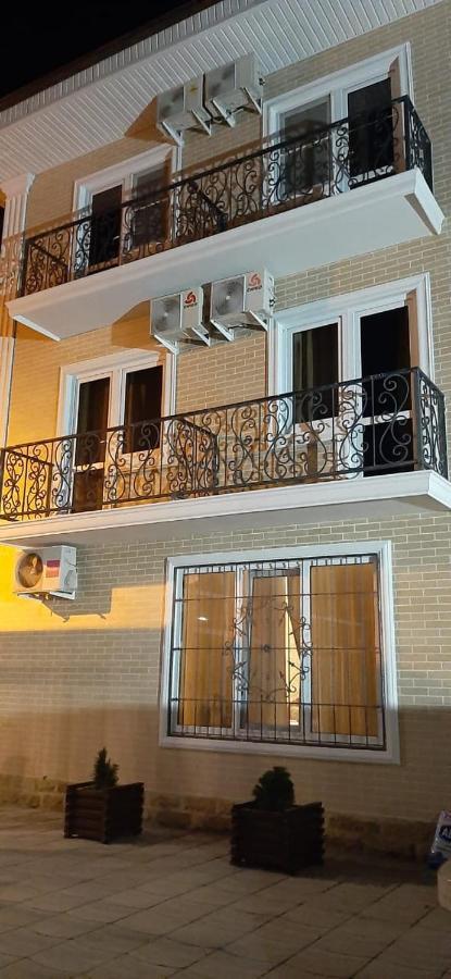 Mini-hotel Yanson 2 Gagra Buitenkant foto