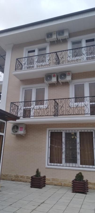 Mini-hotel Yanson 2 Gagra Buitenkant foto