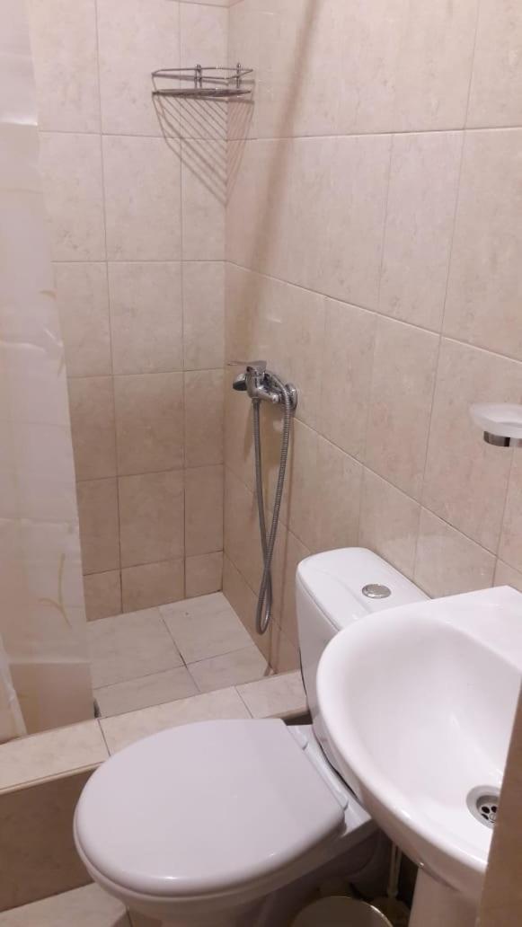 Mini-hotel Yanson 2 Gagra Buitenkant foto