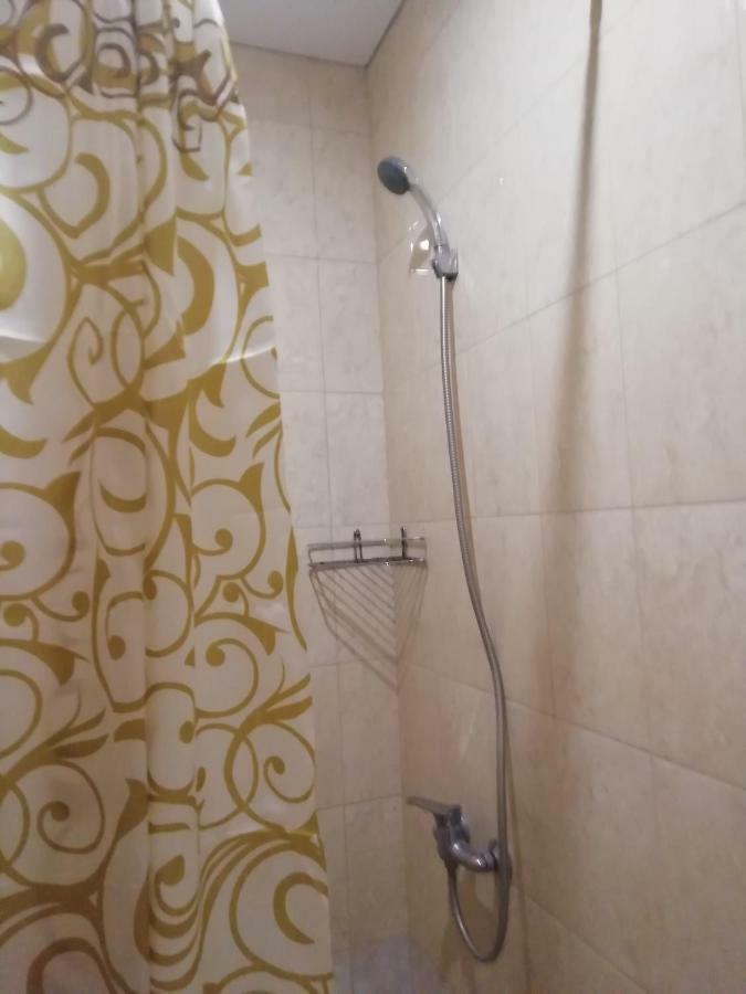 Mini-hotel Yanson 2 Gagra Buitenkant foto