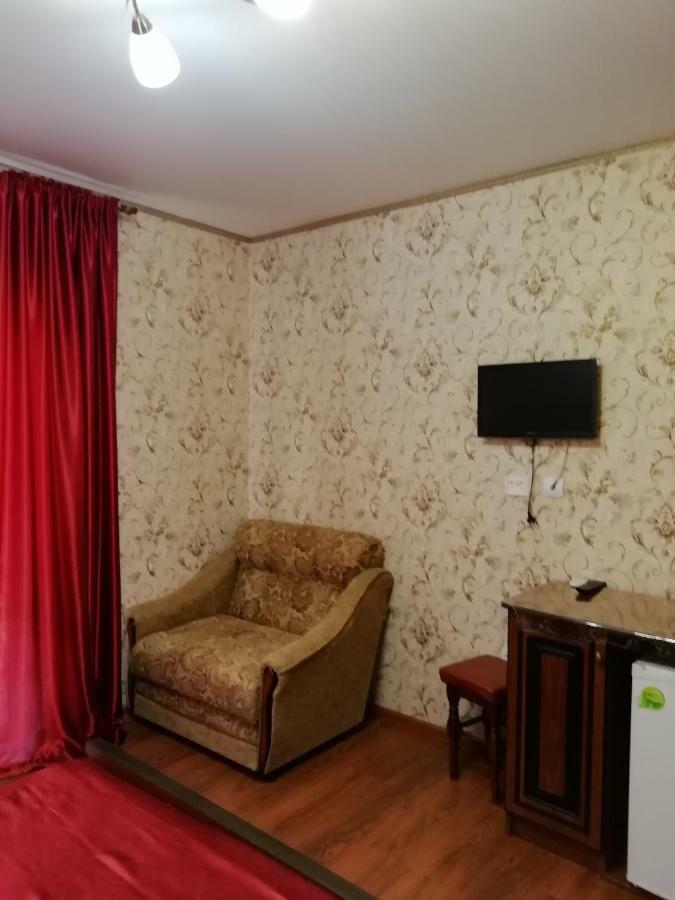 Mini-hotel Yanson 2 Gagra Buitenkant foto