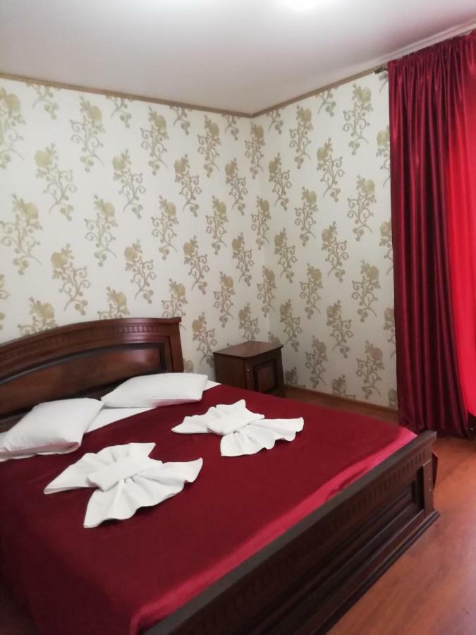 Mini-hotel Yanson 2 Gagra Buitenkant foto