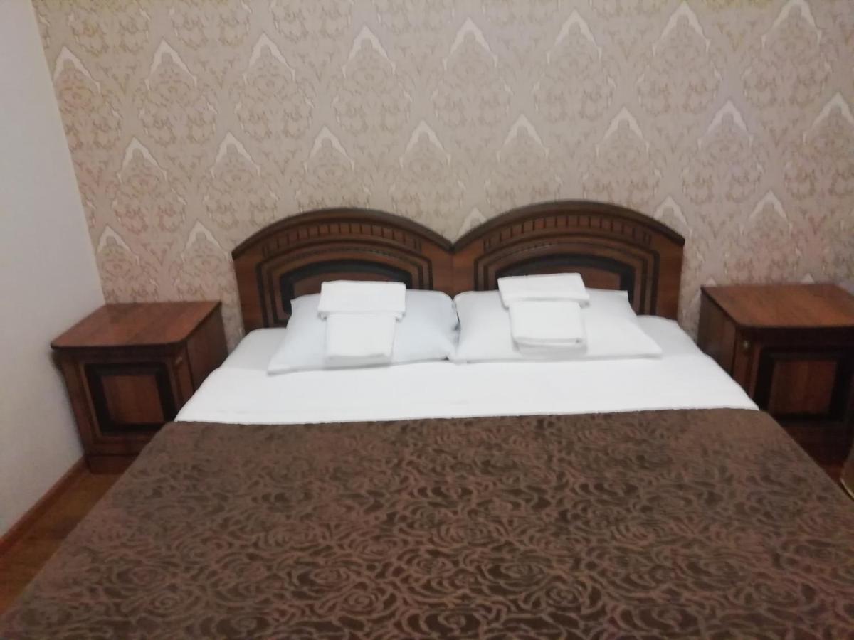 Mini-hotel Yanson 2 Gagra Buitenkant foto